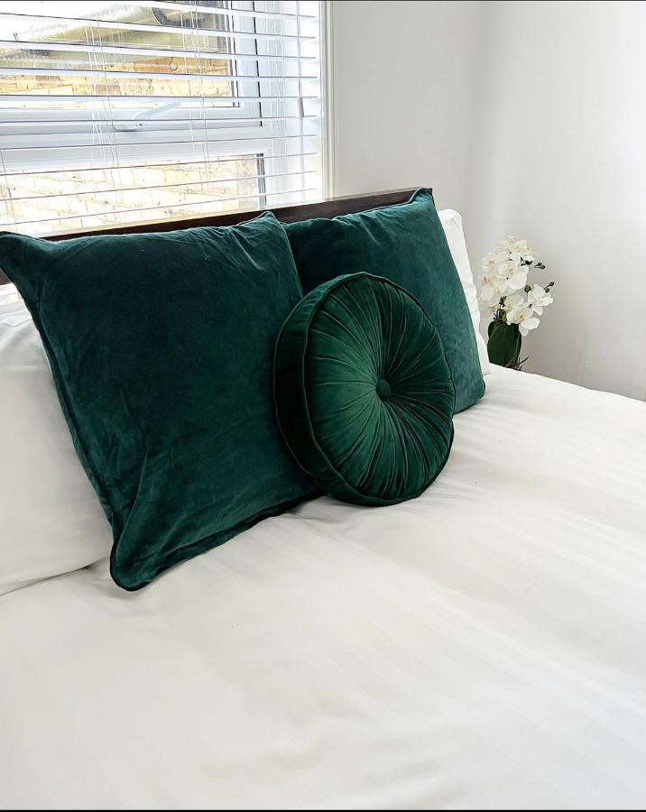 Modern 3 Bed, Heart Of Ashley Cross, 5 Mins To Sandbanks Poole Exteriér fotografie