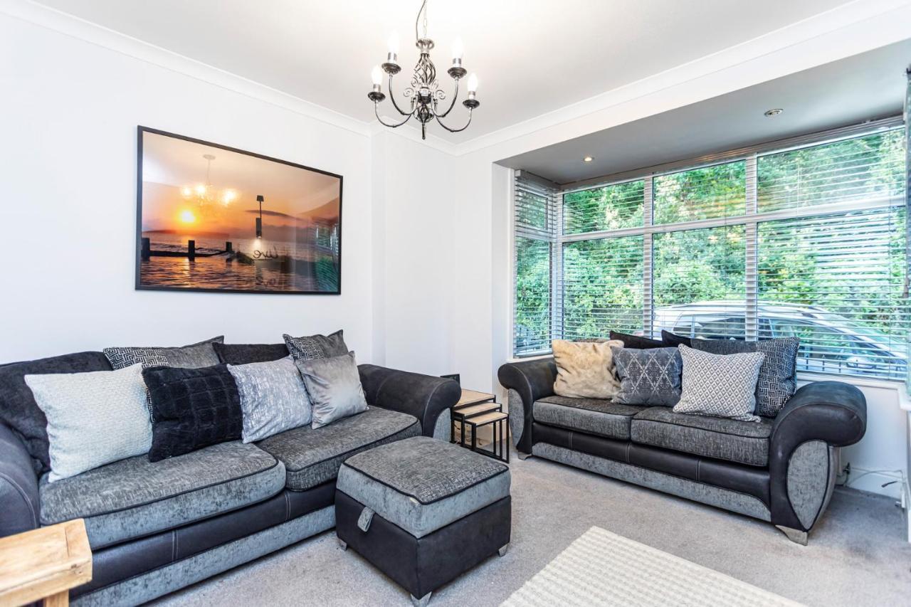 Modern 3 Bed, Heart Of Ashley Cross, 5 Mins To Sandbanks Poole Exteriér fotografie