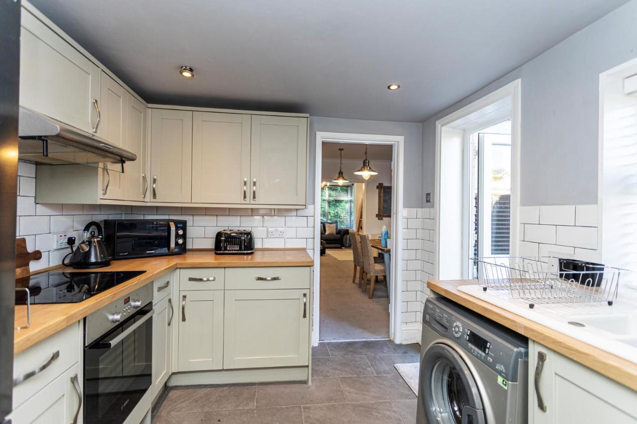 Modern 3 Bed, Heart Of Ashley Cross, 5 Mins To Sandbanks Poole Exteriér fotografie